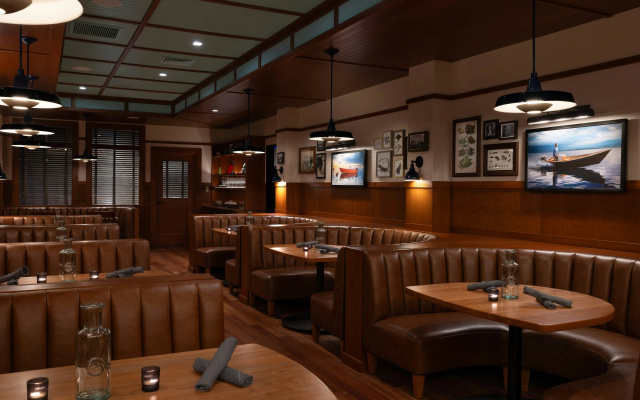 Hotel Champlain Burlington, Curio Collection by Hilton