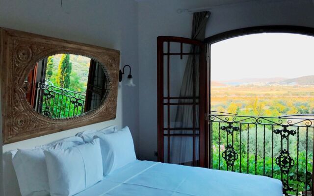 Alacati Romantik Villa Taraca Hotel