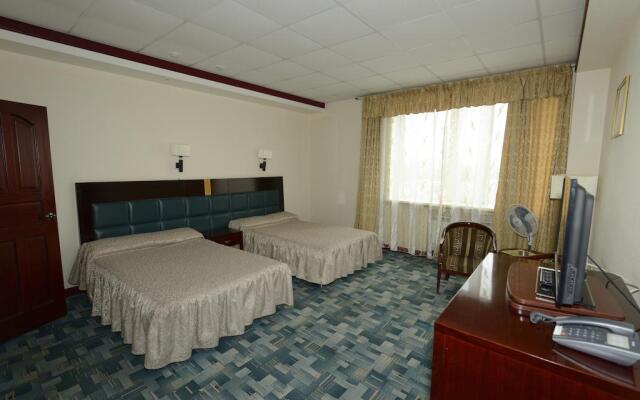 Avrora Hotel