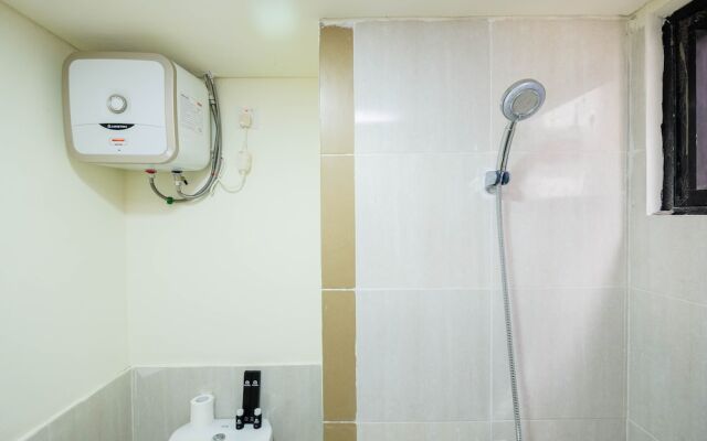 Cozy 2Br At Meikarta Apartment