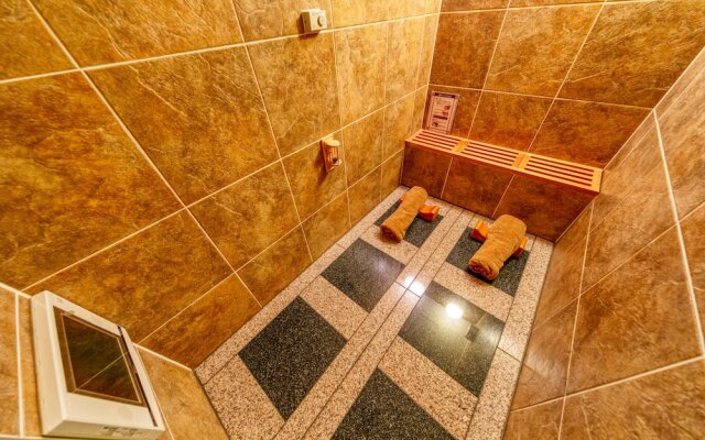 Hotel Lotus Otsu  - Adults Only
