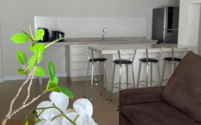 Almada Studio 77
