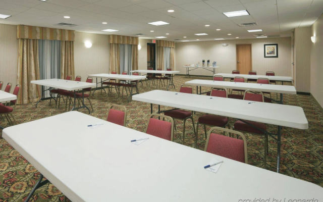 Holiday Inn Express & Suites Martinsville by IHG