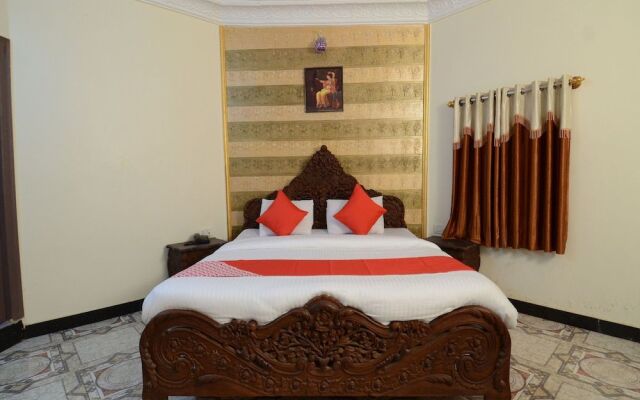 OYO 17368 Ranibagh Palace