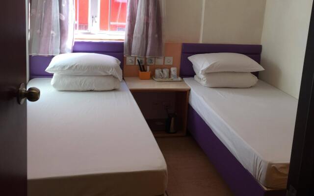 Goldcity Hotel