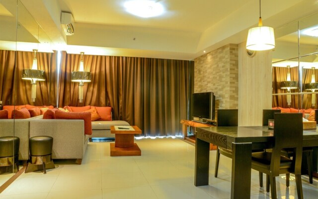 Cozy Pool View Kemang Village Residence Apartment with Direct Access To Mall