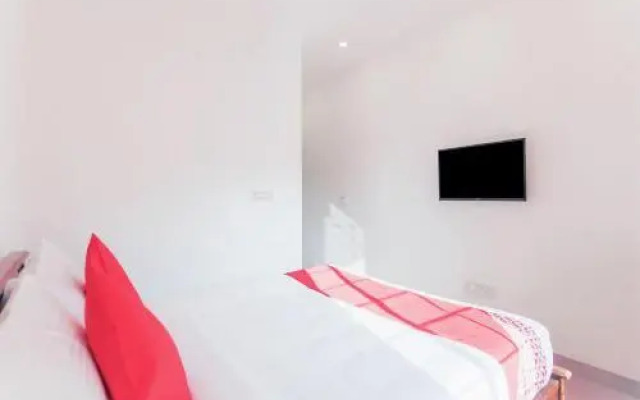 Comfort Inn by OYO