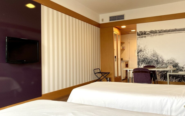 Anora Spaces - Center Norte