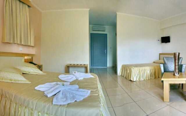 Theofilos Superior Resort Hotel & Spa