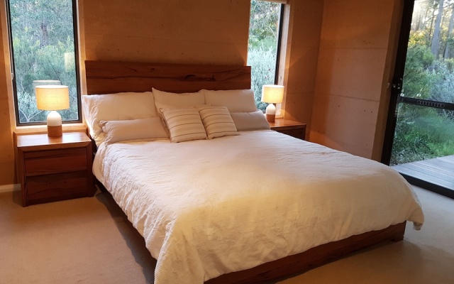 Jarrah Grove Forest Retreat - Adults Only – Guest Rooms – Rosa Glen