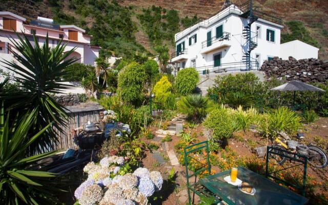 Cecília's House