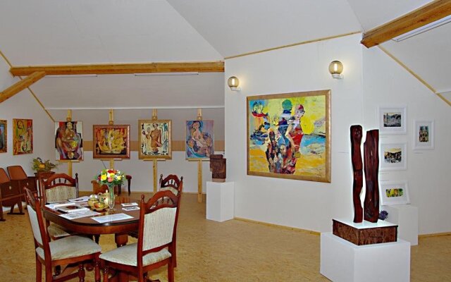 Hotel Konsul