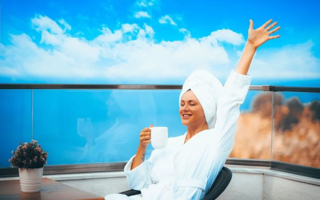 Отель Letstay Panorama Suites