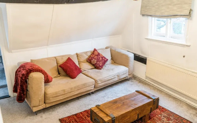 Crooked Loft - Super Central Stunning Views Sleeps 4