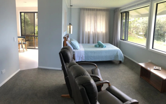 French Pass Beachfront Villas