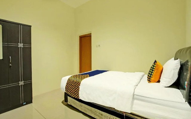 SPOT ON 91890 Kost Kalasan Syariah