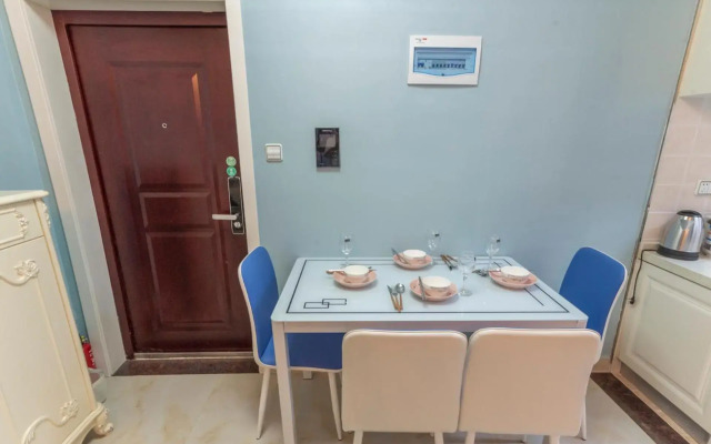 Locals Apartment Inn 01