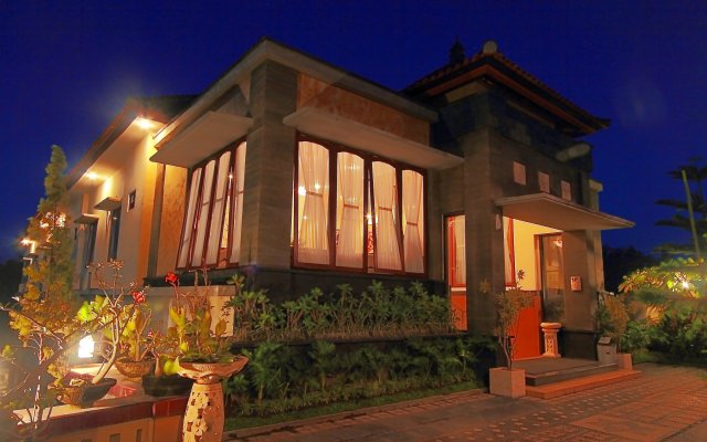 Hotel Puri Nusa Indah