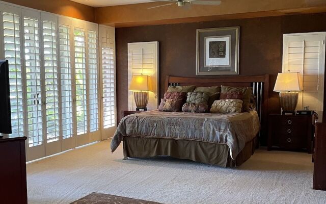 Huaka Mahina 4 Bedroom Home by RedAwning