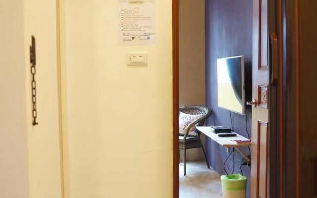 Green Bottle Guest House