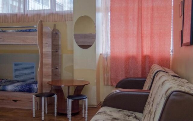Hostel 44