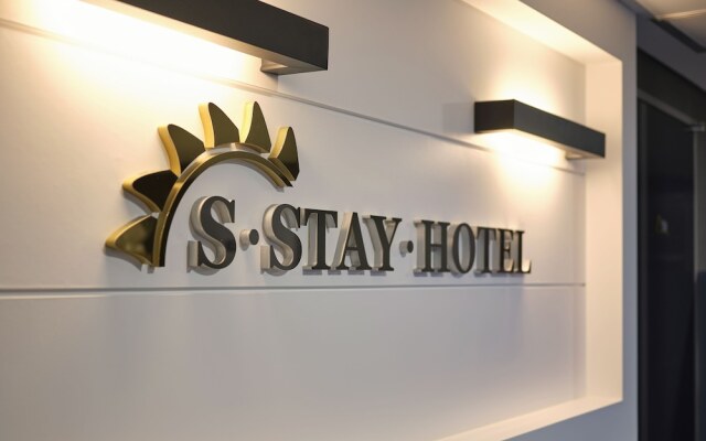 S Stay Hotel