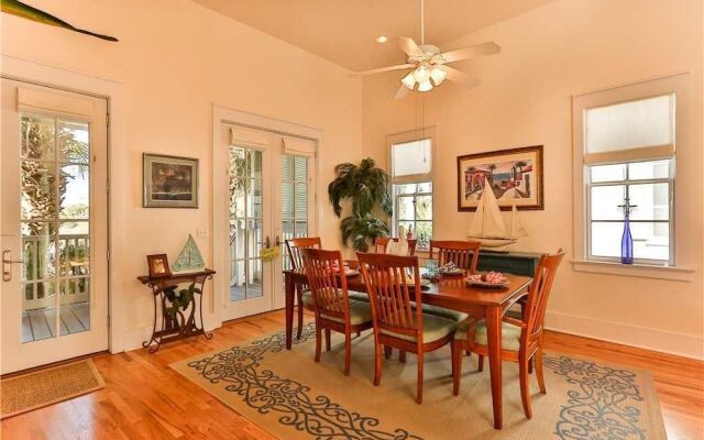 Nautilus 3605 Waverly by RedAwning