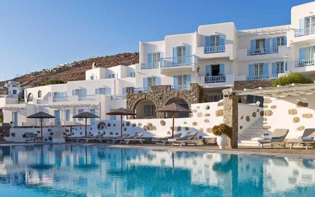 Manoulas Beach Mykonos Resort