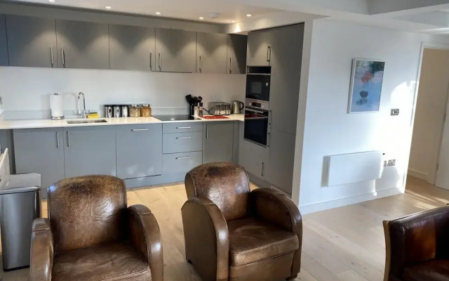 CH Apt 7 2bed in Bath