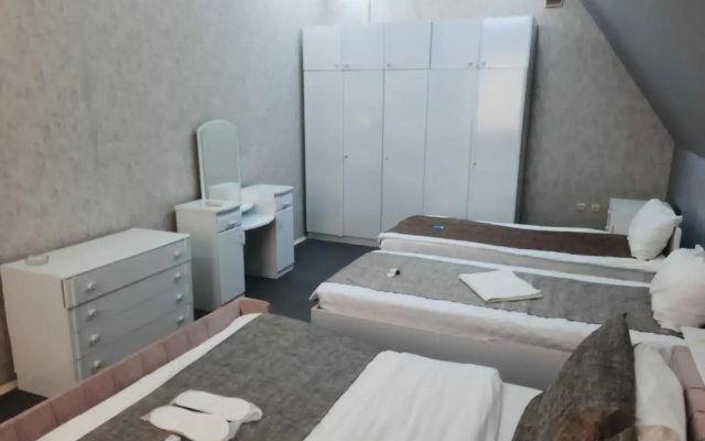 Apartament on Nizami street 6 rooms