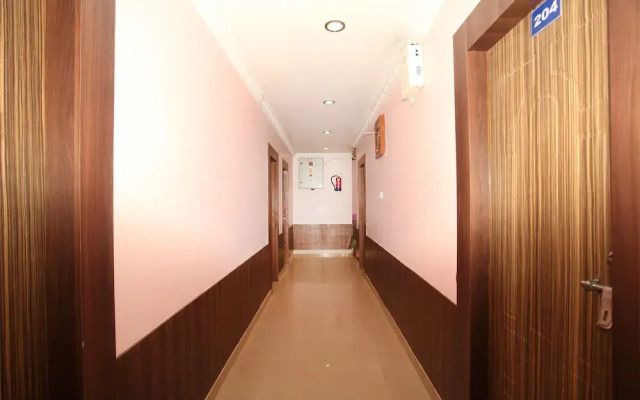 OYO 366 Hotel Anmol