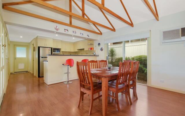 Alpine Vista - Short walk to town centre