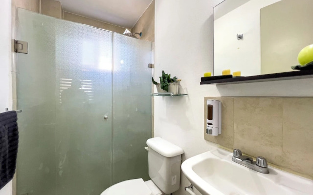 Poliforum Modern 2BR Modern Apartment