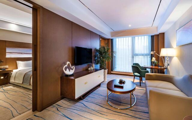Novotel Qingdao New Hope Hotel