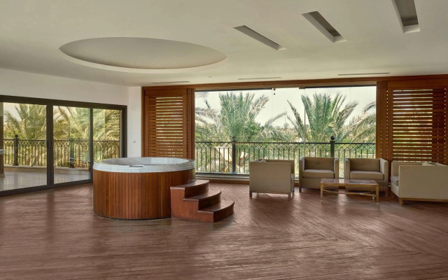 Hilton Alexandria King's Ranch