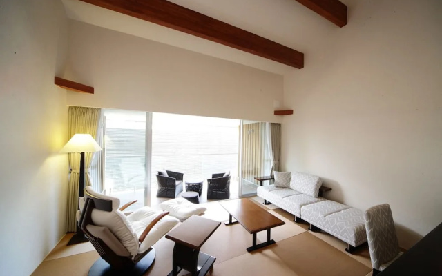 Four Seasons Yuzawa Quattro