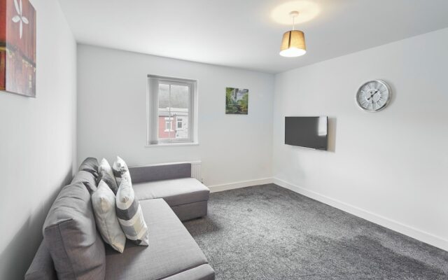 Host   Stay   Apartment 6  Skinningrove