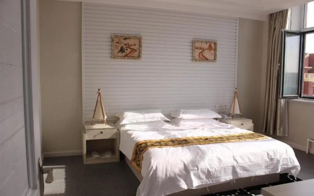 Tianyuan Hotel Ergun