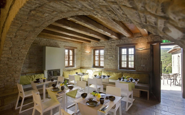 Kipi Suites