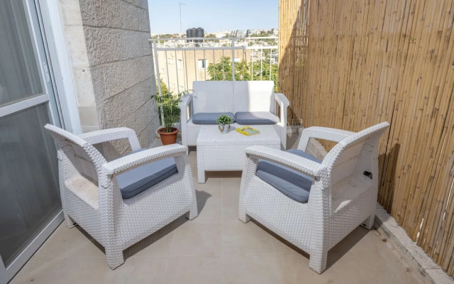 Mike's House Jerusalem