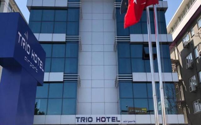 Tri̇o Hotel Airport