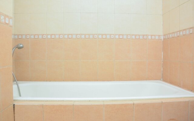 Modern Furnished 2BR at Hampton's Park Apartment