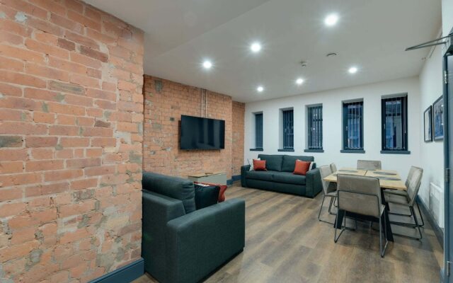 Harrisons Aparthotel