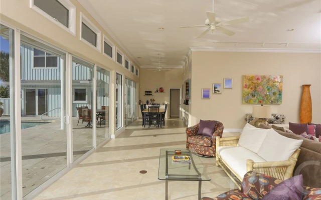 Siesta Key 12 - 4 Br Home