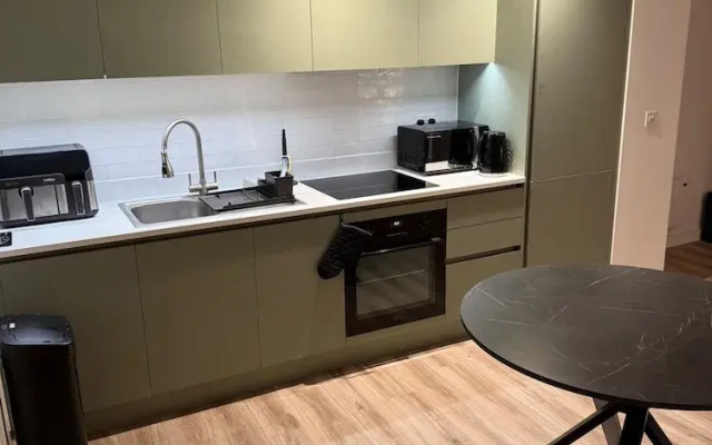 Cozy 1 bed Apartmrnt Luton Airport