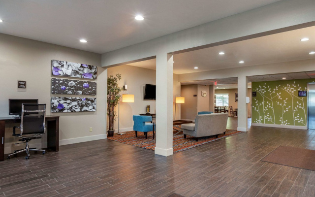 Sleep Inn & Suites Kalamazoo Southwest