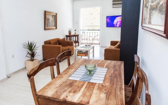 Fabulous Apartment in Pireaus