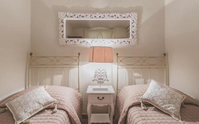 Florence Tower Apartment