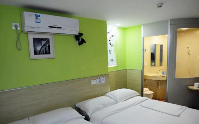 100 Inn (Shanghai Pudong Lingang University Town store)