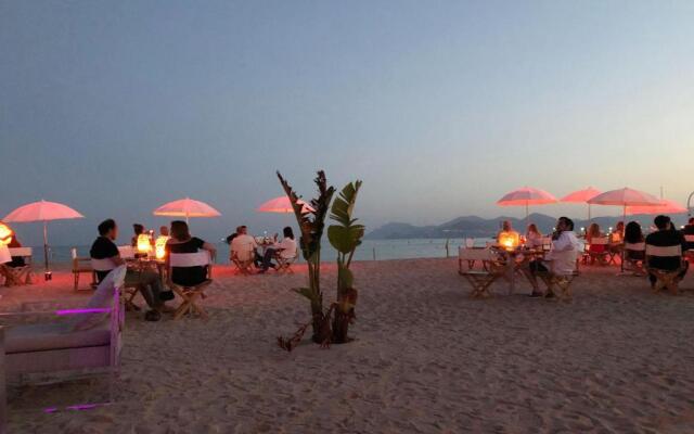 Totolulu Cannes Charming Cheminée